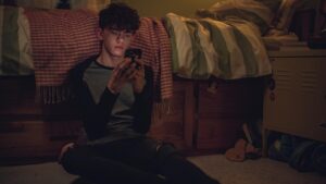Jenny Walser Instagram - One more sleep…🍃🍂

@heartstoppertv 
@netflixuk