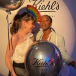 Jenny Walser Instagram – 🌈 Kiehl’s Pride Party 🌈

Thanks for having me!
@kiehlsuki x @justlikeusuk 

👖 @laura_deanna_fanning @kikokostadinov 
👚 @zara