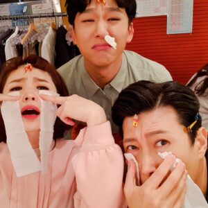 Jeon Mi-do Instagram - .
.
사랑스러운 우리팀 배우들.
문을 열어줘서 고마웠어^^