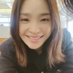 Jeon Mi-do Instagram – 🎀

당장 해줄수 있는건
이것뿐..
데헷^^
