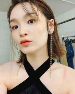 Jeon Mi-do Instagram - .
.
.
열일하고 먹는 밥은  그야말로 꿀맛.

#양밥
#방배소곱창
#잠실점
