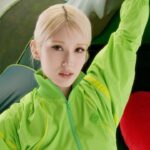 Jeon So-mi Instagram – Meeting the Crocodile in an encounter that’s as charismatic as it is fashionable, @somsomi0309 dares to #PlayBig. Her youthful energy perfectly encapsulates Lacoste’s ethos of elegance, audacity, and authenticity.