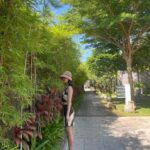 Jeon So-min Instagram - 💚🖤🌴👒