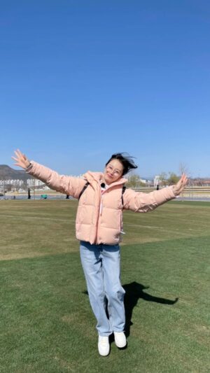 Jeon So-min Instagram - 🧊