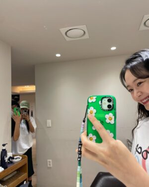 Jeon So-min Instagram - 📱