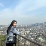 Jeong Sin-hye Instagram - 浩然之氣 , 꽃놀이 마실🌸