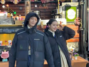 Jeong Sin-hye Instagram - 사랑하는 내 호수여대 인질들(?)💟
덕분에 든든하고 행복한 촬영이었어✨
고마워- 내 친구들💘 사랑한다-
