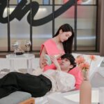 Jeong Sin-hye Instagram – 멀고도 가깝…기엔 어려운 우리 이슬이, 이젠 착하게 살아야한다~!
; 함께하면서 감사하지 않은 분이 없었던 우리 <낮에뜨는달>을 만들어주신 모든 감독님, 배우님, 스탭분들.
 그 시간들을 함께 할 수 있어서 행복했고, 영광이었습니다. 
그리고 끝까지 시청해주신 모든 분들께 감사했습니다💟