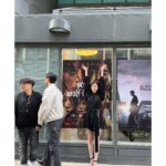 Jeong So-min Instagram - 토론토 다운타운에서 만난 #늑대사냥 포스터🫢 #tiff