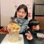 Jeong So-min Instagram - 3월생일자들 모여라🫶🏻 일단 김니니랑 나🙌🏻