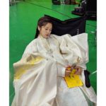 Jeong So-min Instagram - 탈탈🥸