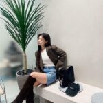 Jeong So-min Instagram - 지금 만나러 갑니다🤍 #30일