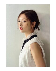 Jeong So-min Instagram - 🐰
