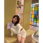 Jeong So-min Instagram - 오늘 밤 9시 #jtbc #월간집 #NA01 진짜 재밌을거zip🏠