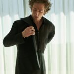 Jeremy Allen White Instagram - @jeremyallenwhitefinally moments before the 2024 Golden Globe Awards. An exploration in tuxedo dressing. Jeremy wears a custom Calvin Klein look by our Atelier, designed in New York City.