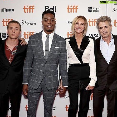 Jeremy Allen White Instagram - You can all watch @homecomingtv on @amazonprimevideo today....it was an honor to share the screen with all these legends