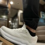 Jeremy Renner Instagram - 1. New Kicks @brooksrunning 2. Old Slant Board 3. Slightly used titanium leg (low miles) … Get them while you can. Limited quantity 😉🏃🏃‍♂️🏃❤️