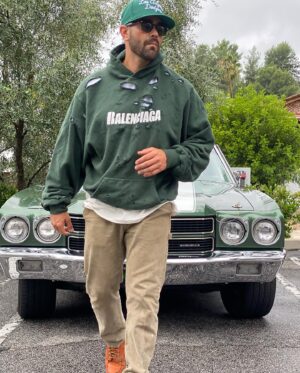 Jesse Metcalfe Instagram - “It’s not easy being green.” - Kermit the Frog