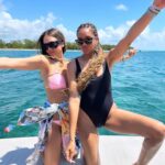Jessica Alba Instagram - The best birthday trip a girl could ask for 🥹🙏🏽 To be on this journey of life with a circle of woman who can let go of the ideas of who we should be and be vulnerable and open to growth is beyond magical to witness and to be part of 🫶🏽 One of the best gifts in life is a tribe of woman that elevate one another - so thank you to my #soulsisters, I love you! ❤️✨ And thank you @rwmayakoba for making every single moment absolutely perfect - this trip was a dream and I can’t wait to come back and make more memories ☺️🌊🌅 #AD