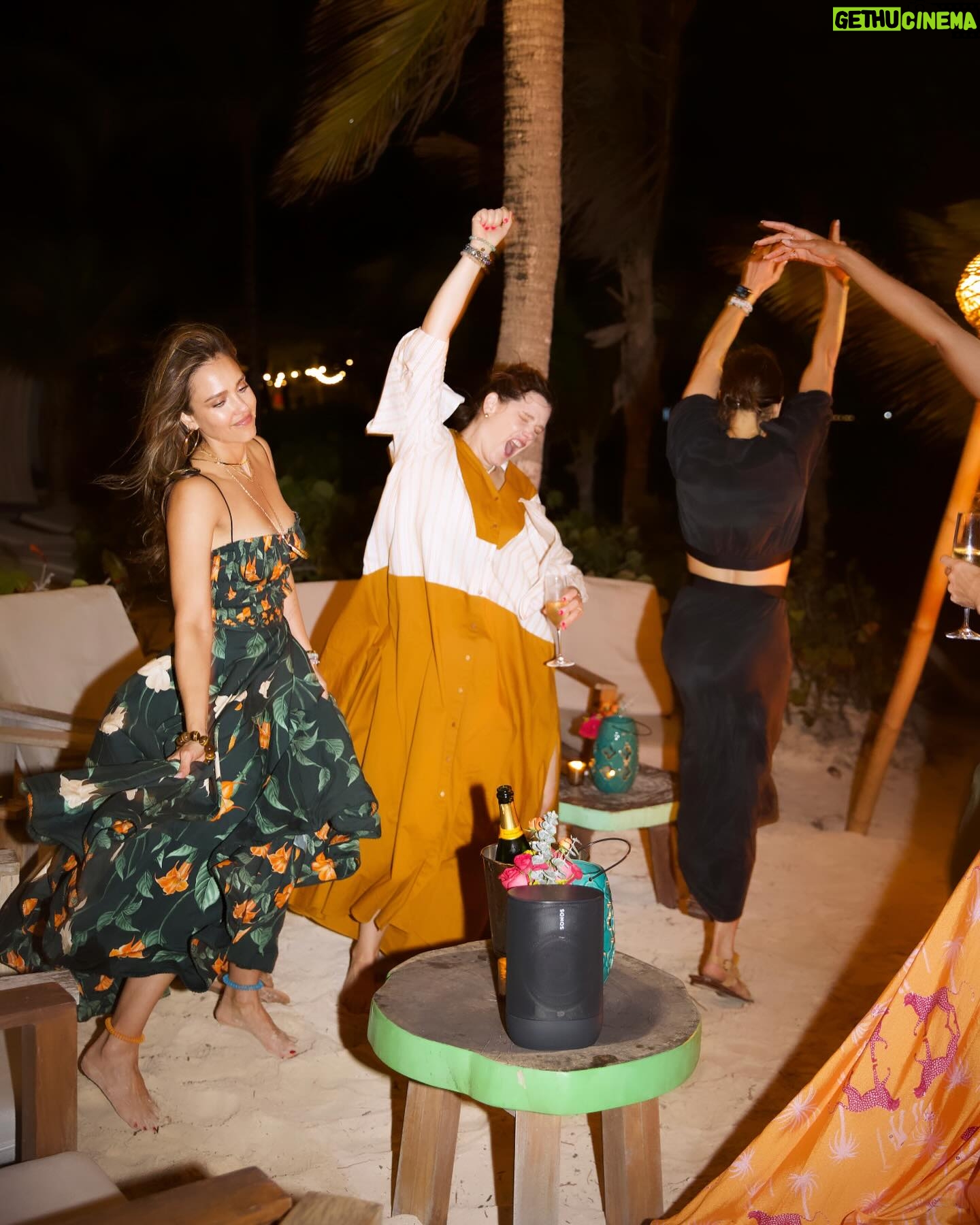 Jessica Alba Instagram - The best birthday trip a girl could ask for ๐ฅน๐๐ฝ To be on this journey of life with a circle of woman who can let go of the ideas of who we should be and be vulnerable and open to growth is beyond magical to witness and to be part of ๐ซถ๐ฝ One of the best gifts in life is a tribe of woman that elevate one another - so thank you to my #soulsisters, I love you! โค๏ธโจ And thank you @rwmayakoba for making every single moment absolutely perfect - this trip was a dream and I canโt wait to come back and make more memories โบ๏ธ๐๐
#AD