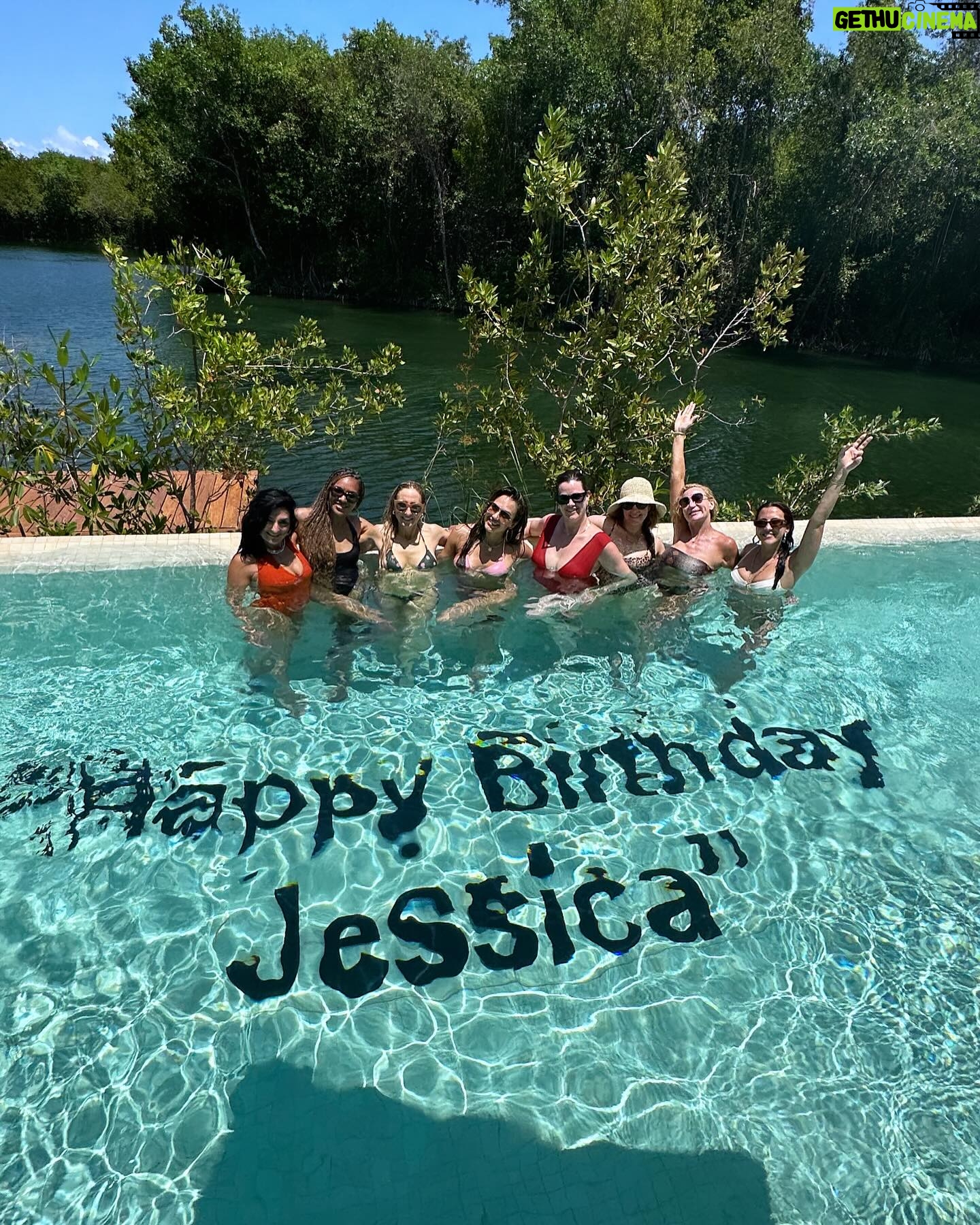 Jessica Alba Instagram - The best birthday trip a girl could ask for ๐ฅน๐๐ฝ To be on this journey of life with a circle of woman who can let go of the ideas of who we should be and be vulnerable and open to growth is beyond magical to witness and to be part of ๐ซถ๐ฝ One of the best gifts in life is a tribe of woman that elevate one another - so thank you to my #soulsisters, I love you! โค๏ธโจ And thank you @rwmayakoba for making every single moment absolutely perfect - this trip was a dream and I canโt wait to come back and make more memories โบ๏ธ๐๐
#AD