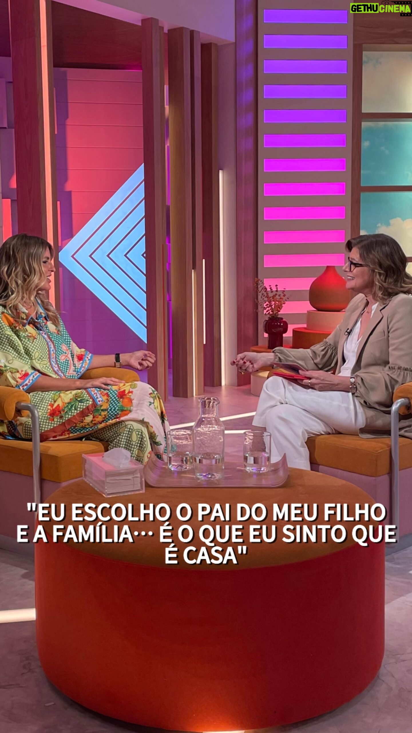 Jessica Athayde - 26.5K Likes - Depois de muitos altos e baixos, Jessica Athayde e Diogo Amaral estão noivos! O casal mostra-se apaixonado e planeia casar em novembro.
#julia #talkshow #sic #fremantlept #relacao #amor #casamento #filhos