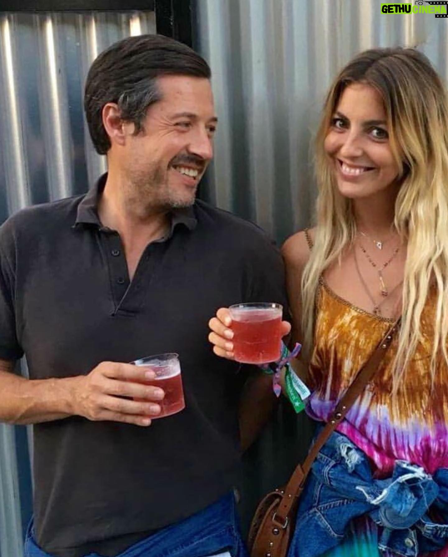 Jessica Athayde Instagram - Escrevi um texto todo fofinho mas não apareceu que estranho! O meu forever teenager faz anos, o mais divertido com gargalhada fácil, óptimo sentido de humor e by the way anda sempre impecável ❤️ envelhece que é uma maravilha ! Melhor do que nunca! Já passamos por muita merda juntos, algumas vão para o caixão mas a maior parte delas no coração ( que lindozzzzzz)continua a ser um privilégio ter -te na minha vida hot maninho e que continue sempre assim, e mais não posso dizer que já é too embarrassing 🕶✈️❤️ Happy birthday Love you