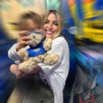 Jessica Athayde Instagram - Em menos de 24 h esta tshirt já vai para a segunda edição!!! A minha amiga Rita não só fala como faz acontecer coisas importantes ! Orgulho É uma homenagem a todas as mulheres que passam ou já passaram por um cancro de mama e um alerta para darmos sempre prioridade á nossa saúde, estarmos atentas com exames em dia. E esta é mesmo a mensagem que se quer passar ! EXAMINA - AS ! A receita TOTAL de vendas reverte a favor do IPO Lisboa - que ajuda tantas mulheres. Podes comprar a tua tshirt online https://www.seventh.style/ Ou então nos espaços físicos que apoiam esta iniciativa @seventhbrunch @ritaferrorodrigues @ipolisboa