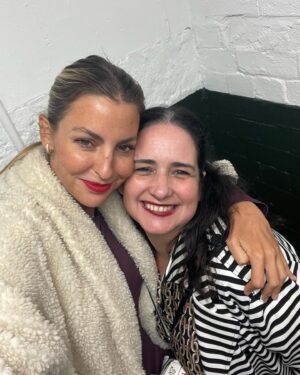 Jessica Athayde Instagram - A mãe tirou um fim-de-semana sozinha pela primeira vez com amigas 🙌 para muitas isto é só parvo, mas para mim foi super importante. 
Obrigada @inescastelbranco por me teres desafiados a vir ver peças incríveis e
@bruxinha - Princesa Consuela e Princesa Josephine por me terem recebido tão bem na vossa casa e não terem provocado um único espirro. 
✈️❤️