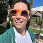 Jessica Biel Instagram - If you have your glasses… get out outside now!! 😎