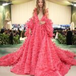 Jessica Biel Instagram - The garden party of my dreams 🌸💭 Honored is an understatement, thank you @cartier and @tamararalph 🩷