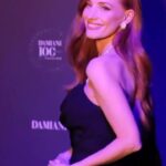 Jessica Chastain Instagram - Celebrated 100 years of @damianiofficial 💎🖤 thank you for an incredible night (and for keeping my champagne glass full!)