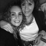 Jessica Coch Instagram - ¡Feliz día, Mami! 😍 Eres mi vida entera, te admiro como no tienes idea. Gracias por todo el amor que nos das y que das a los que te rodean. Estoy muy orgullosa de ser tu hija. Eres una gurrrera. Te amo incondicionalmente, tu manzanita 🍎