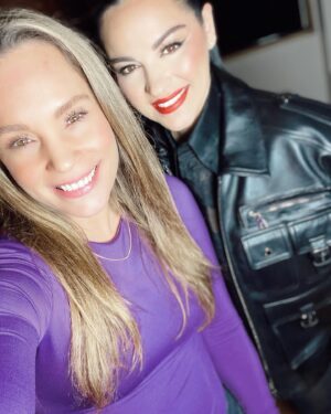 Jessica Coch Instagram - ¡HB! 💜🎂 
Gracias, por que contigo pienso en voz alta. 
Y los silencios, son cómodos. 
Así de simple, así de fuerte. Love u! 

P.D. Gracias por LNDST 🥰