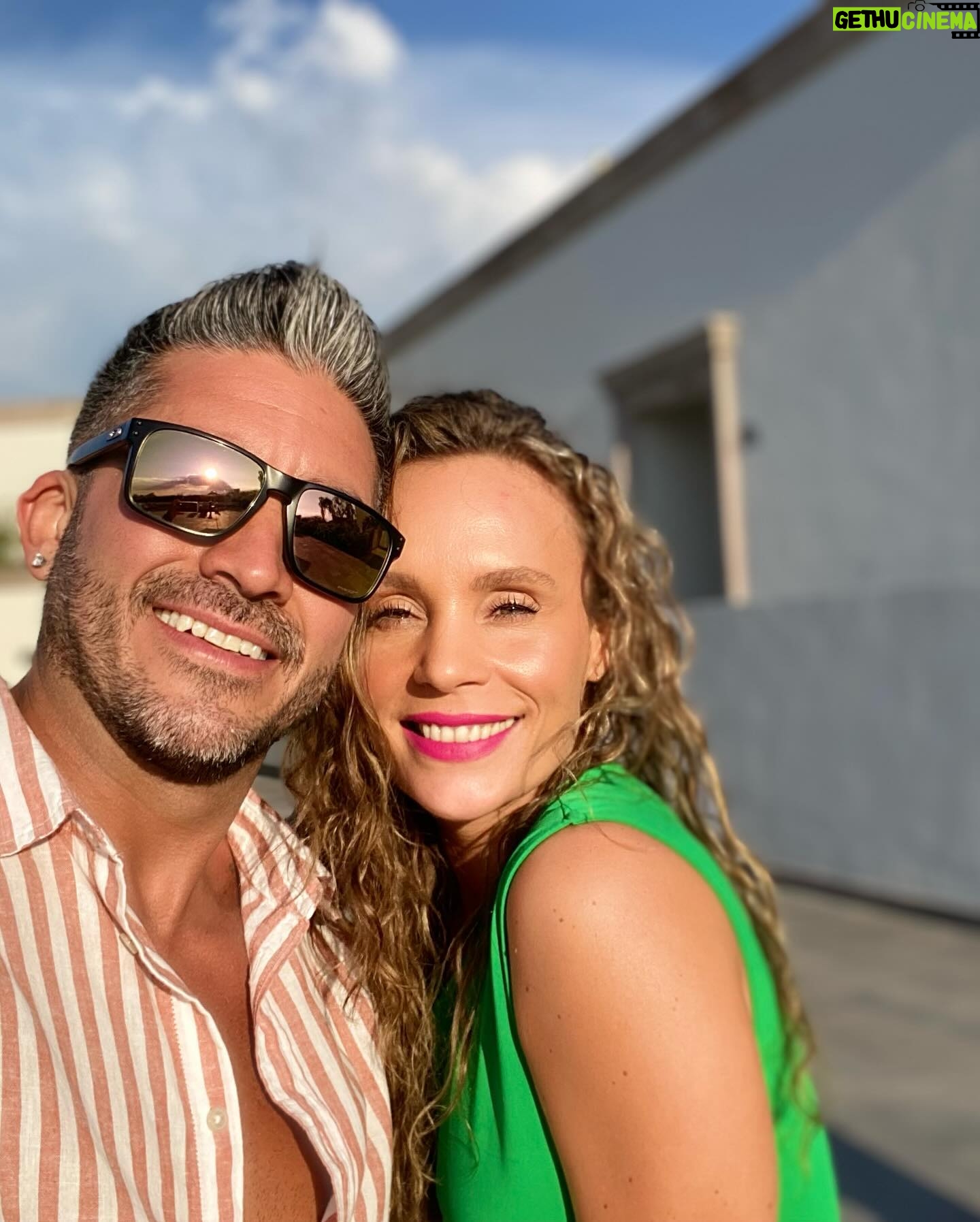 Jessica Coch Instagram - Y así, casi termina este año. Gracias 2023 por tanto bonito. ✨🙏🏻🥰🎆🎄😎🙌🏻