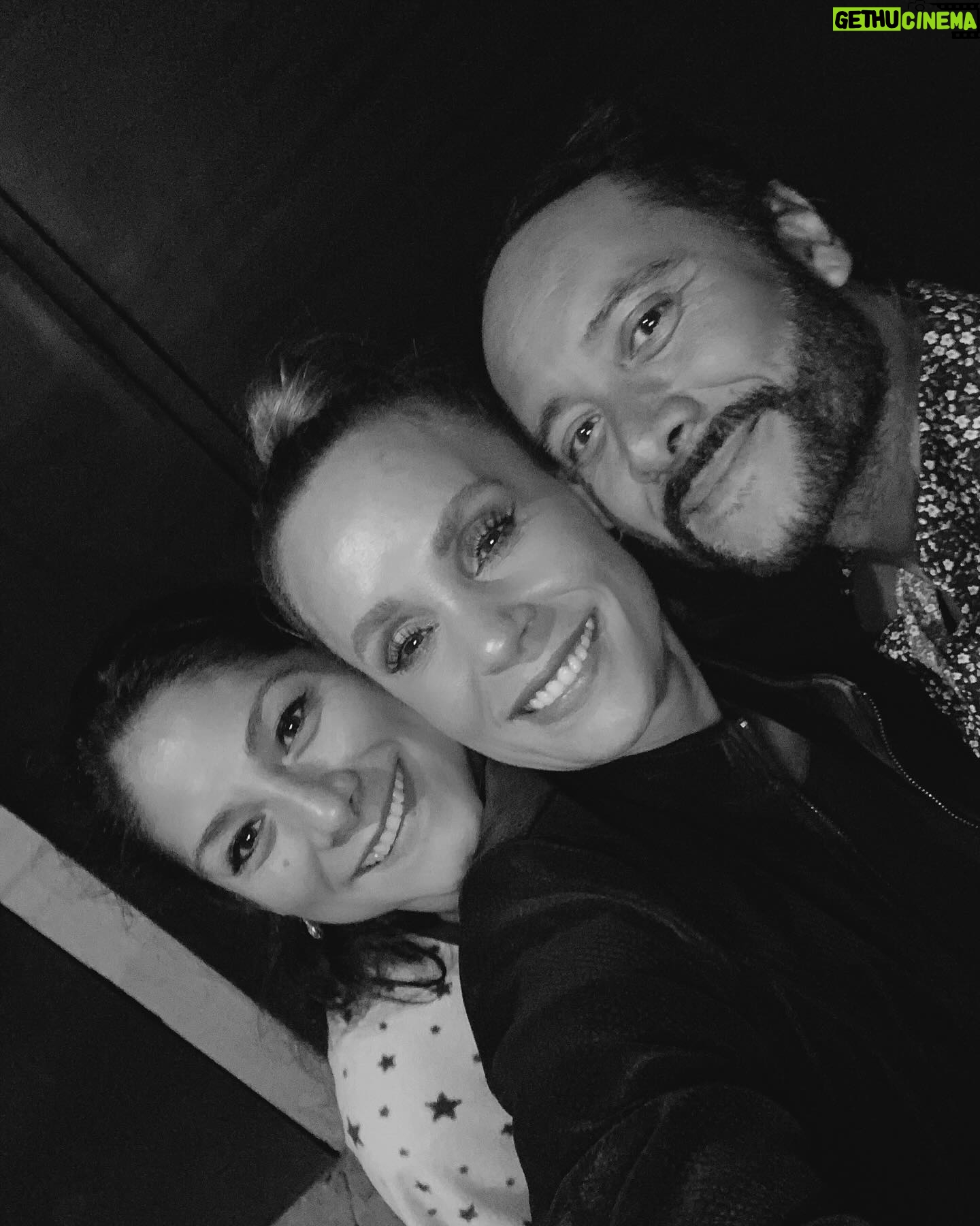 Jessica Coch Instagram - Y así, casi termina este año. Gracias 2023 por tanto bonito. ✨🙏🏻🥰🎆🎄😎🙌🏻