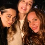 Jessica Coch Instagram - 20 fotos de lo que fue este año. Aquí las primeras 10, arrancó con una noticia padrísima, pláticas increíbles, muchos encuentros, cumples y un concierto increíble, de los muchos que llegaron . ✨🎄🎆❤️🥰