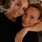 Jessica Coch Instagram - 20 fotos de lo que fue este año. Aquí las primeras 10, arrancó con una noticia padrísima, pláticas increíbles, muchos encuentros, cumples y un concierto increíble, de los muchos que llegaron . ✨🎄🎆❤️🥰