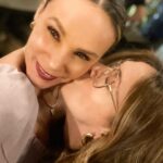 Jessica Coch Instagram - About light night… 🫶🎬🤩🐍💕 @elmaleficioof ¿Qué les pareció el final? L@s Leo 🤔 No se por que me borro la publicación IG