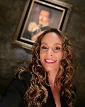 Jessica Coch Instagram - Hoy gran final @elmaleficioof 9:00pm por @canalestrellas 
Gracias por todo su apoyo, son los mejores siempre. 
Diana y sho los amamos 💕🤩☺️🤪😮‍💨😘🥰