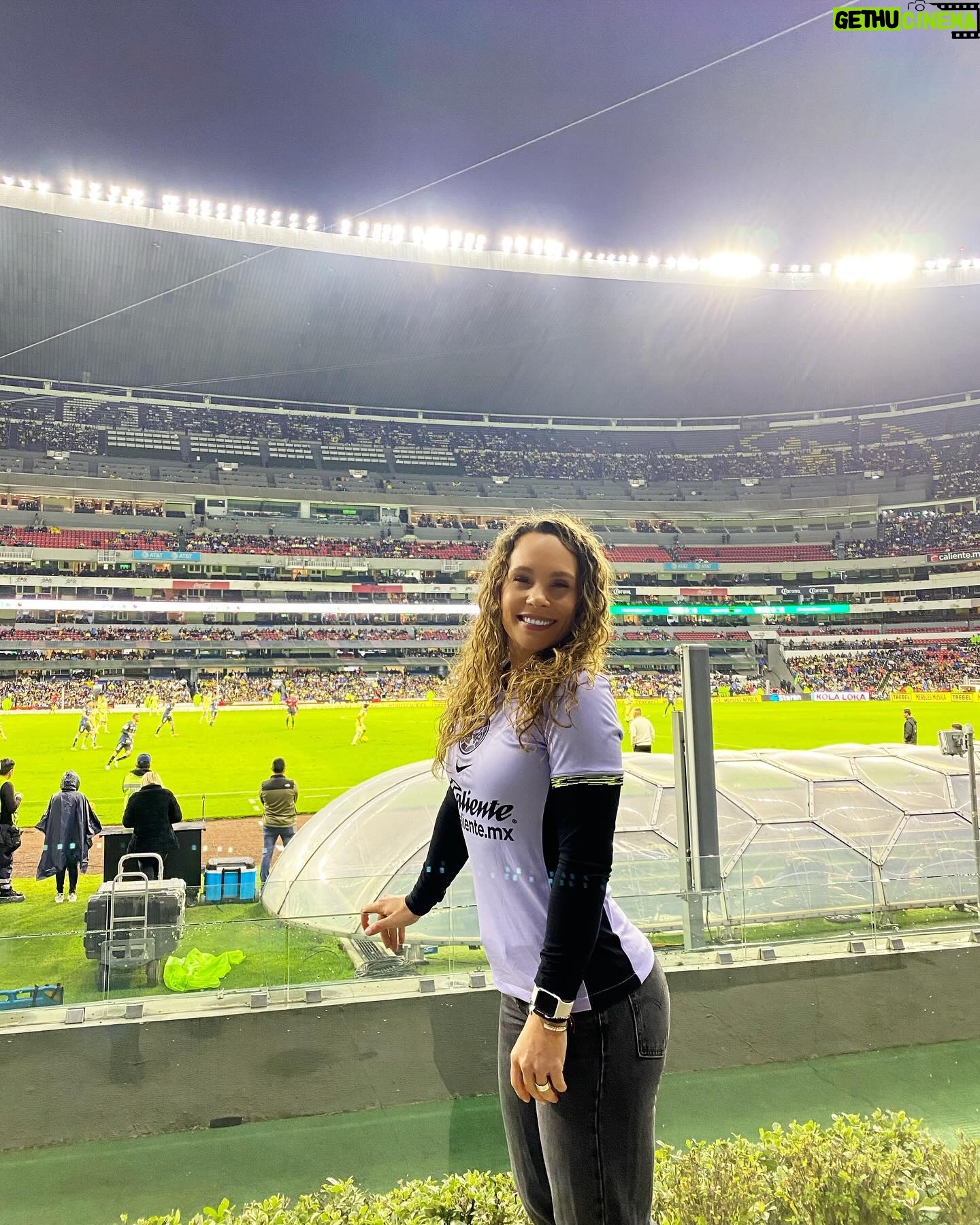 Jessica Coch Instagram - Voló el águila 🦅 @clubamerica Alguien va a extrañar mucho venir al estadio. 🥹😍🏟️ #penúltimopartido #teamoamérica #américayya #siempreáguila