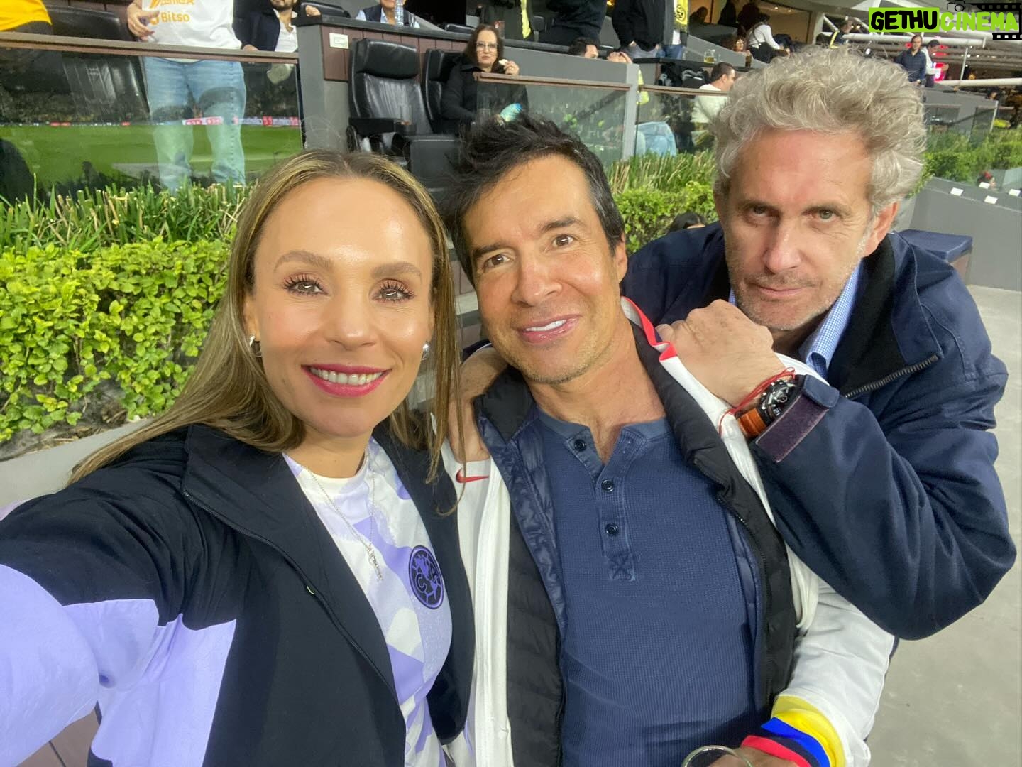 Jessica Coch Instagram - Sin palabras… 🦅💙💛🏆⭐️ @clubamerica ⭐️CAMPEONES⭐️ Te amo ❤️
