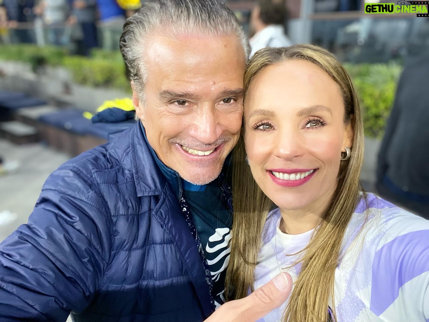 Jessica Coch Instagram - Sin palabras… 🦅💙💛🏆⭐️ @clubamerica ⭐️CAMPEONES⭐️ Te amo ❤️