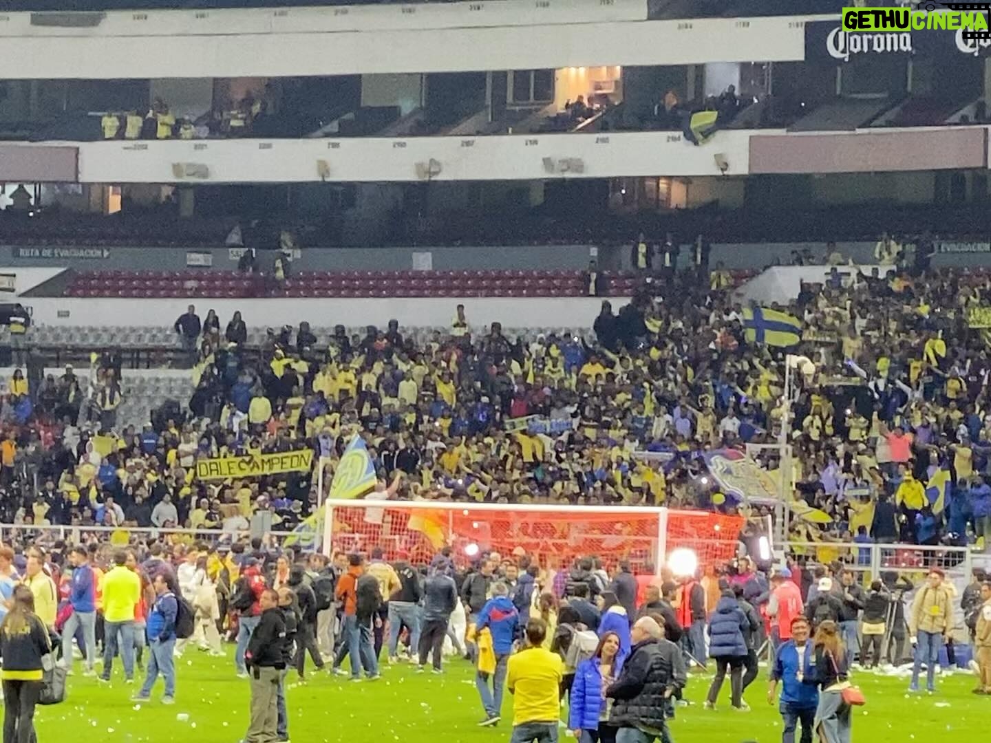 Jessica Coch Instagram - Sin palabras… 🦅💙💛🏆⭐️ @clubamerica ⭐️CAMPEONES⭐️ Te amo ❤️