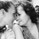 Jessica Coch Instagram - ¡Feliz día, Mami! 😍 Eres mi vida entera, te admiro como no tienes idea. Gracias por todo el amor que nos das y que das a los que te rodean. Estoy muy orgullosa de ser tu hija. Eres una gurrrera. Te amo incondicionalmente, tu manzanita 🍎