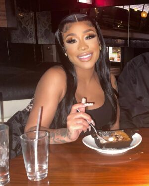 Jessica Dime Instagram - SO BLESSED TO SEE ANOTHER YEAR ‼️I’m so Grateful & thankful for my family ,loved ones , good health & happiness 🙏🏿 Thanks to everyone for all the birthday wishes ☺️ 1/27 #dimeweek 💃🏻🎉