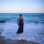 Jessica Henwick Instagram - thinking deep, meaningful thoughts and oh shit the tides coming in