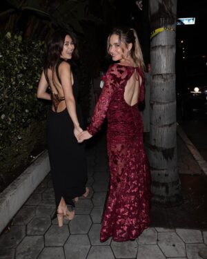 Jessica Henwick Instagram - The night before the morning after the @netflix @theacademy party.

💇🏻‍♀️ @marcmena 
💄 @nadiaaltinbas 
👗 @bcbgmaxazria