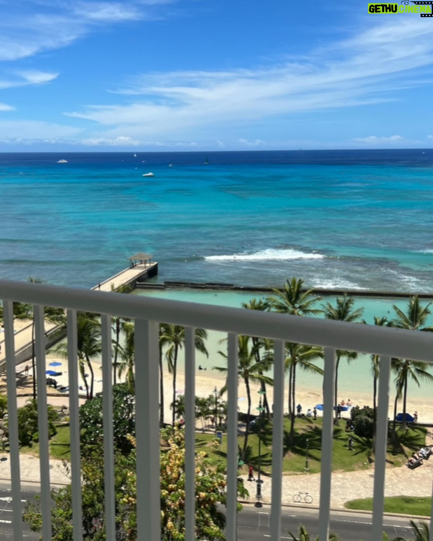 Jessica Lowndes Instagram - Enjoying todayβs office view! π€©ποΈπ½ Swipe to see some of the other locations where Iβve written my movies. Embracing the mobile office life! ππ€π»π΄πππ¦₯ποΈπΊ Been working super hard and thrilled to bring more of my scripts to life on screen very sooooon!!!