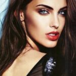 Jessica Lowndes Instagram - Love me a red lip! (And some @taylorswift) 💄🍒🫦 SWIPE to see my top red lipsticks for 2024 – because some shades never go out of style. 1. @charlottetilbury 2. @revlon 3. @chanel.beauty 4. @rimmellondon 5. @maybelline 6. @esteelauder 7. @tomfordbeauty